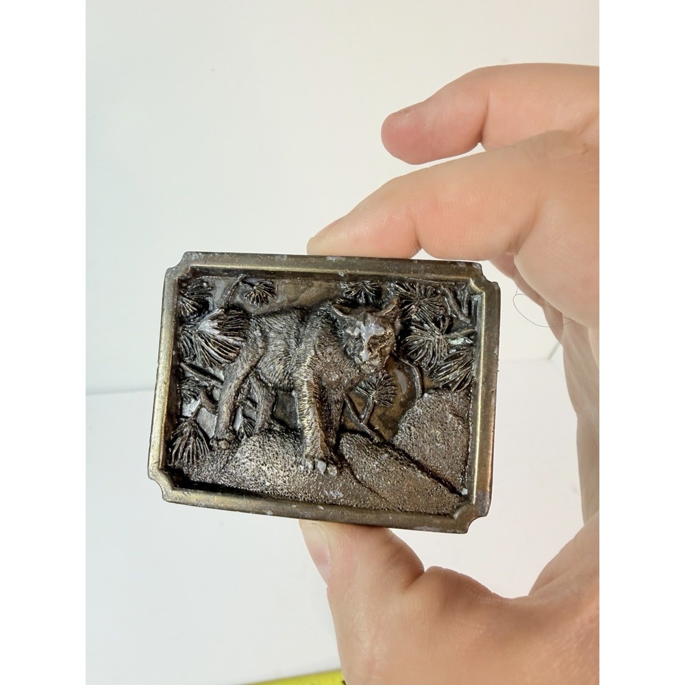 1984‎ Bergamot Cougar Mountain Lion Big Cat Belt Buckle Small